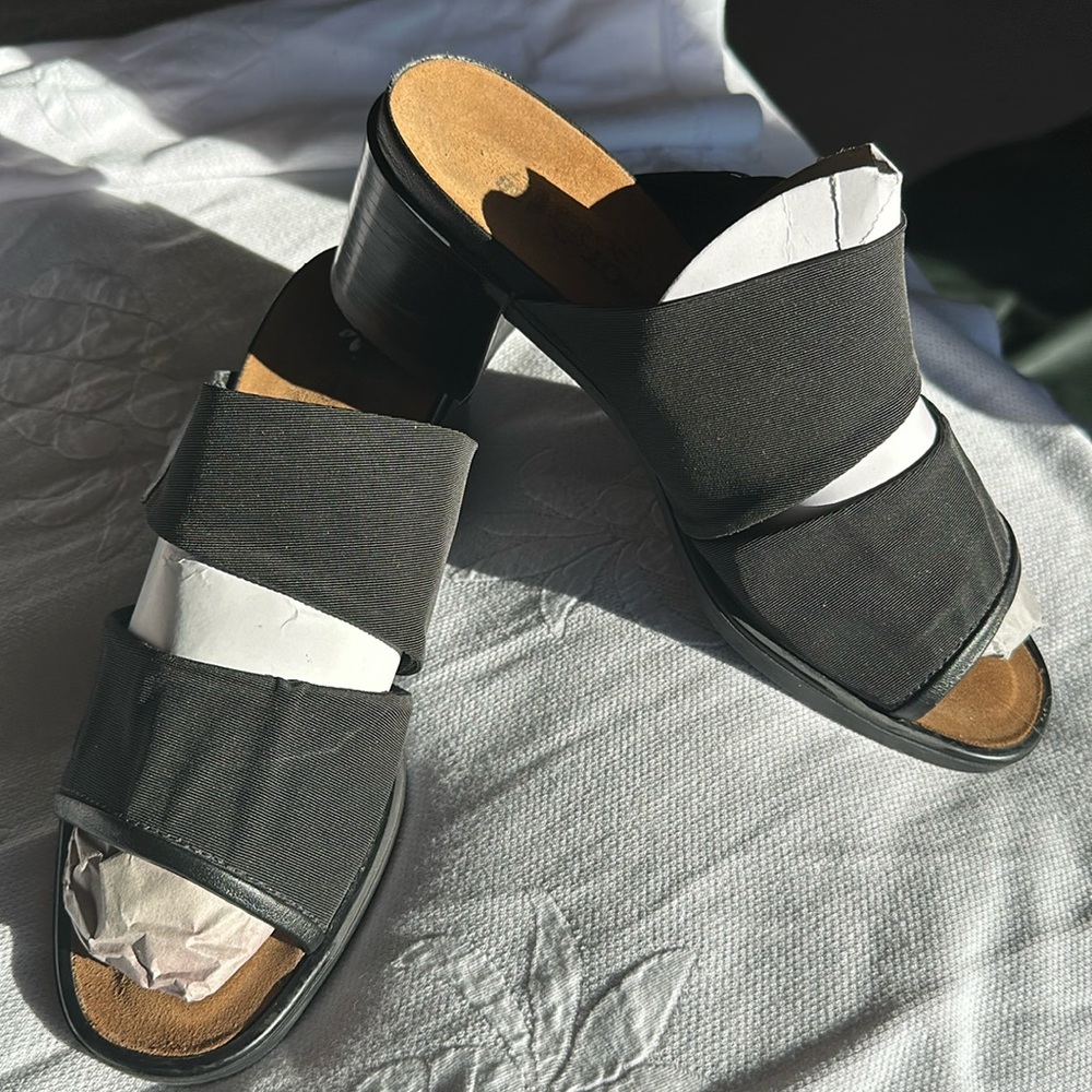 NAOT SANDAL black  ribbon strap slip on SIZE 38 Made in Israel 2 inch heel